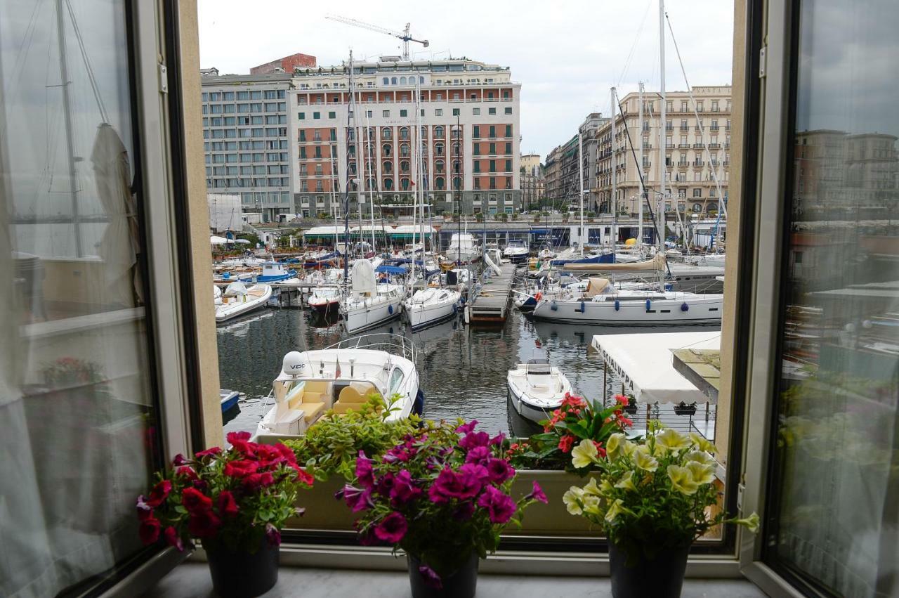 Villa Casa Del Porto Al Borgo Marinari Neapel Exterior foto